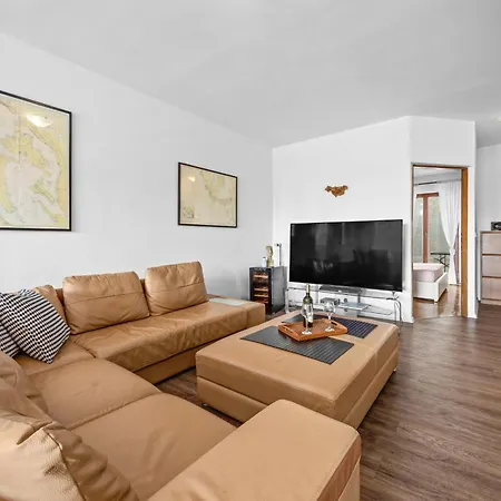 Apartment Ellie Kajak Pula